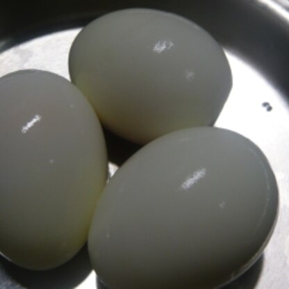 ちゆ子さん、こんにちは・・・・固ゆで卵、きれいに出来ましたレシピありがとうございました。(#^.^#)